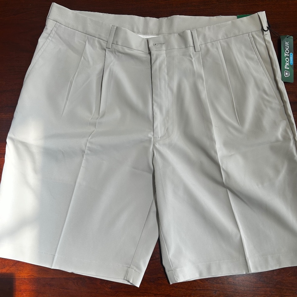 Pro Tour Cool Play Ultimate Tech Khaki Golf Shorts, NWT, Size 38